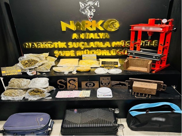 Zehir tacirlerine büyük darbe