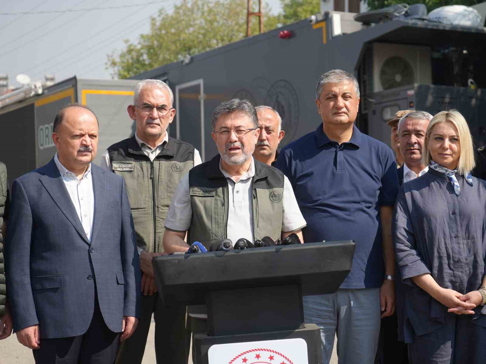 Bakan Yumaklı: “Orman yangınlarına 3 dalga halinde müdahale edildi”