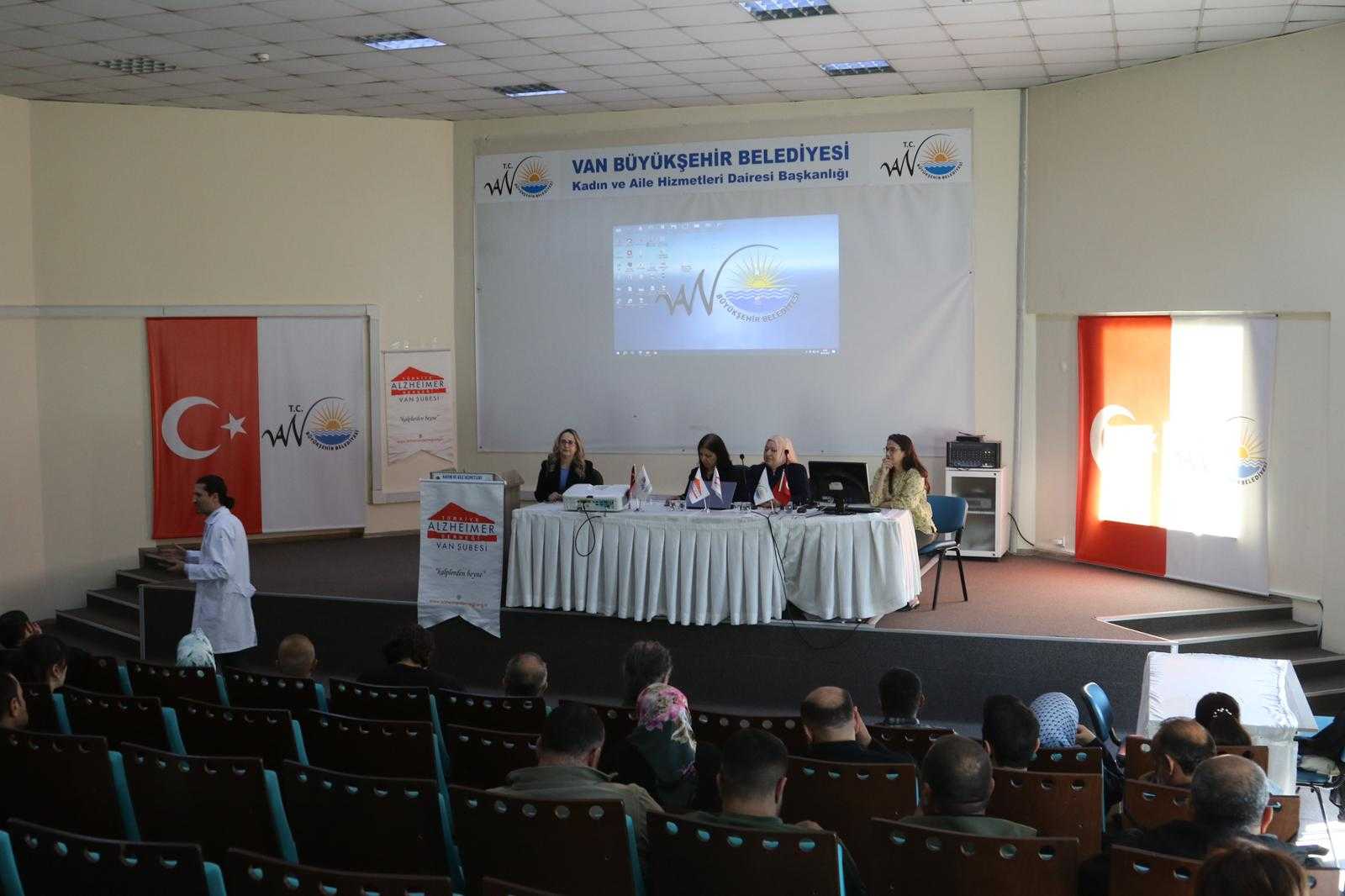 Van’da Alzheimer Farkındalık Eğitimi verildi