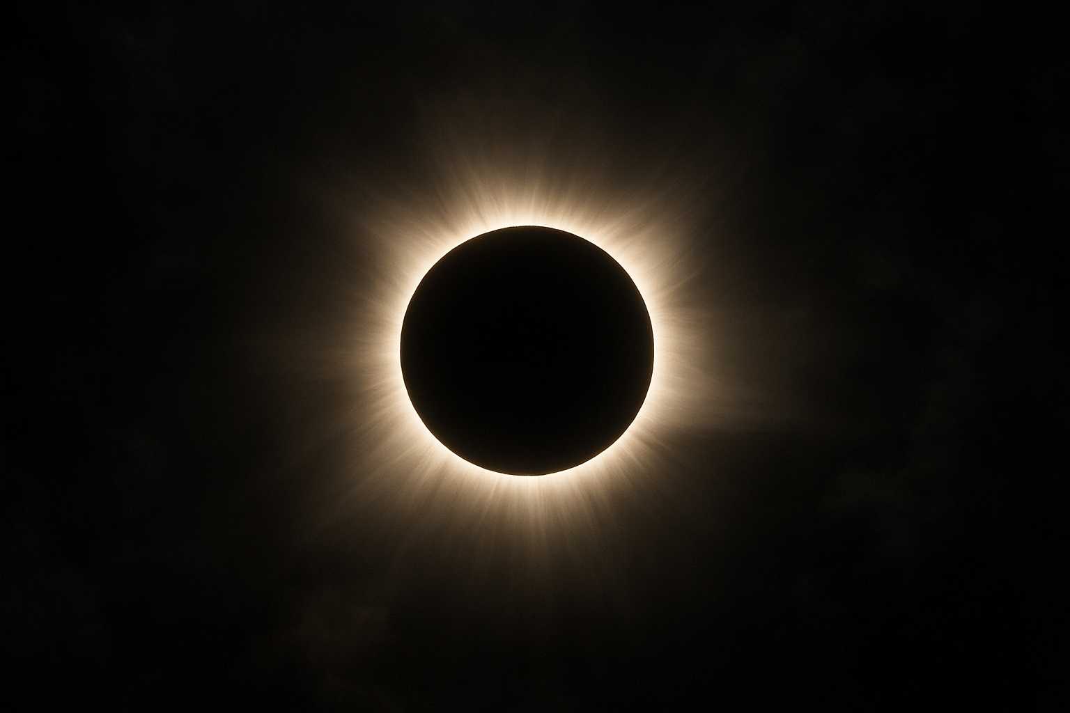 2025’in Son Güneş Tutulması Bu Akşam! Tutulma Türkiye’den Görülecek mi?