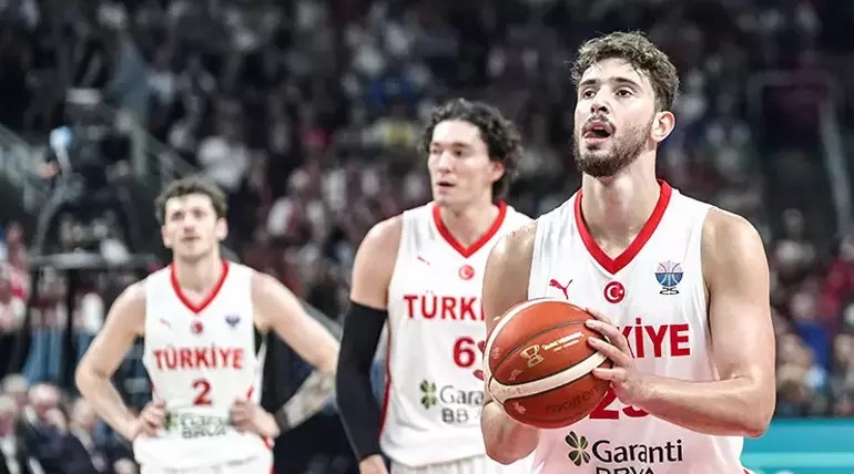 A Milli Erkek Basketbol Takımı, Avrupa ikincisi oldu