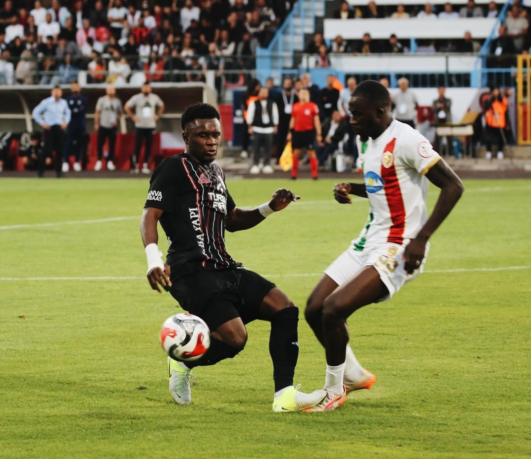 Vanspor evinde Amedspor’u 3-0 yendi