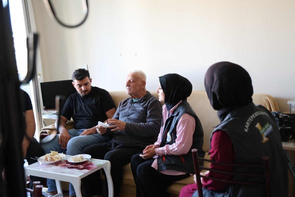 Doğum gününde en büyük hediye, hissettiği aile sıcaklığı oldu