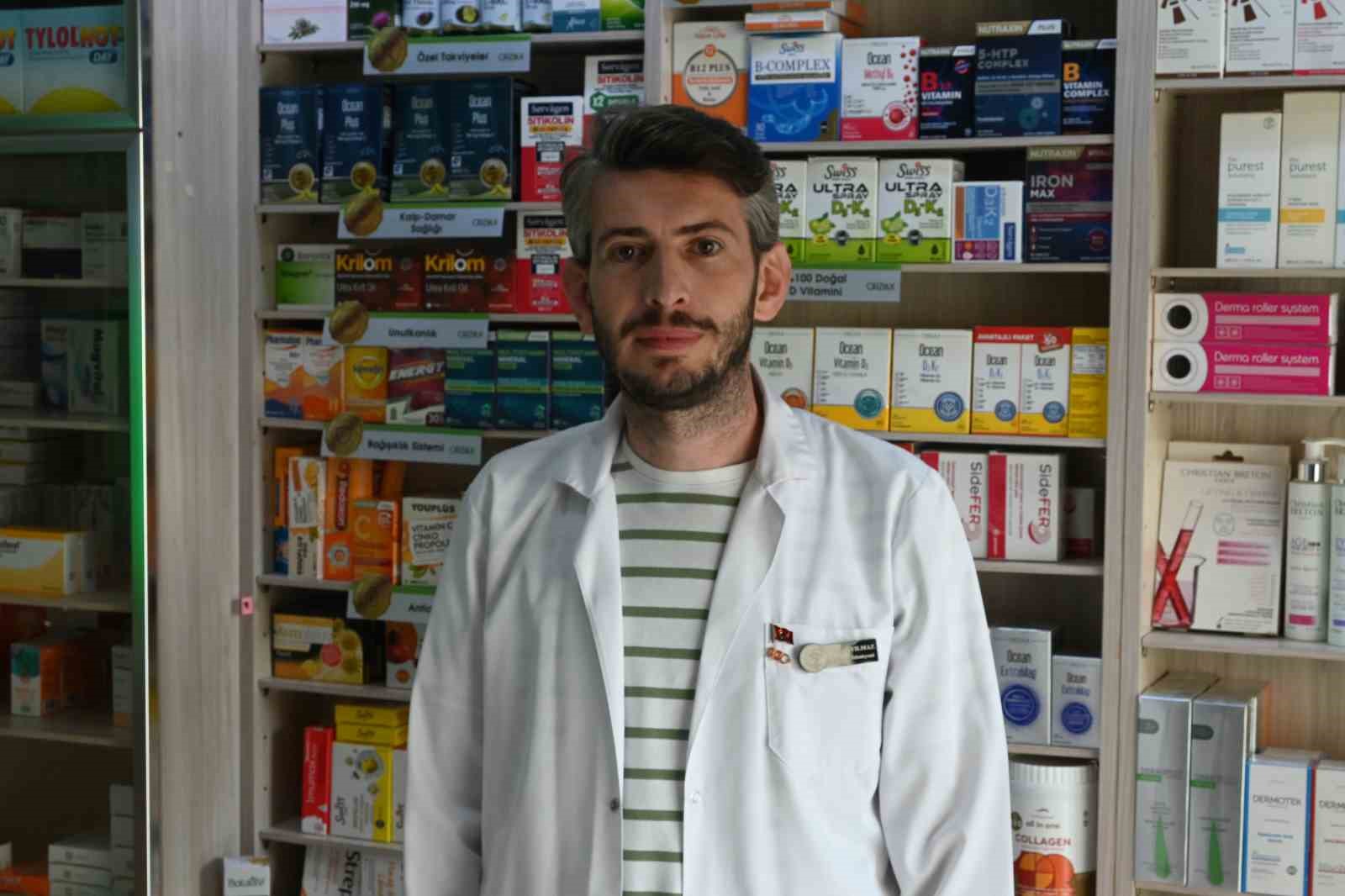 Yapay zekadan ilaç tavsiyesi alan vatandaşlara eczacı uyarısı