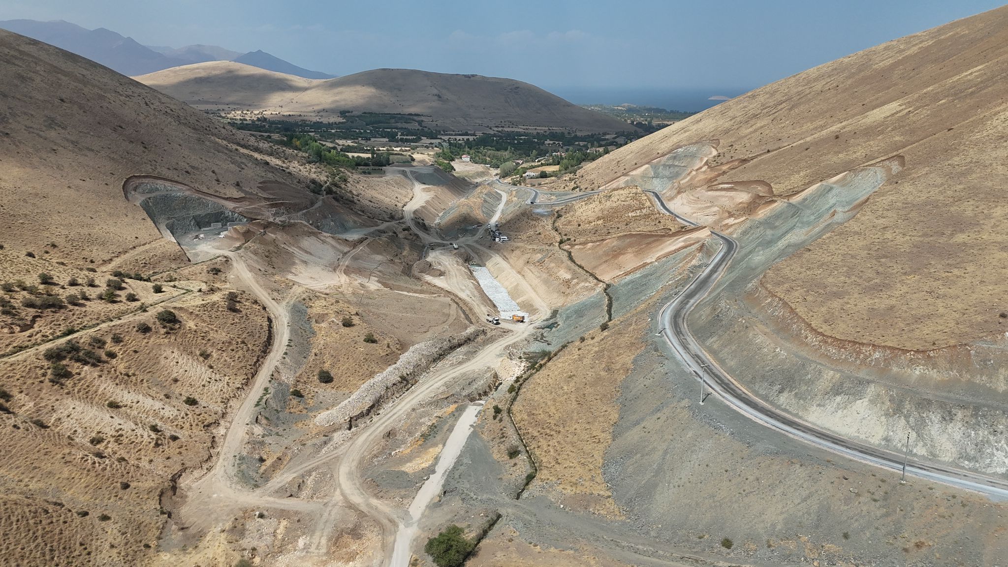 Gevaş İkizler’de 469 Hektarlık Arazi Suya Kavuşuyor