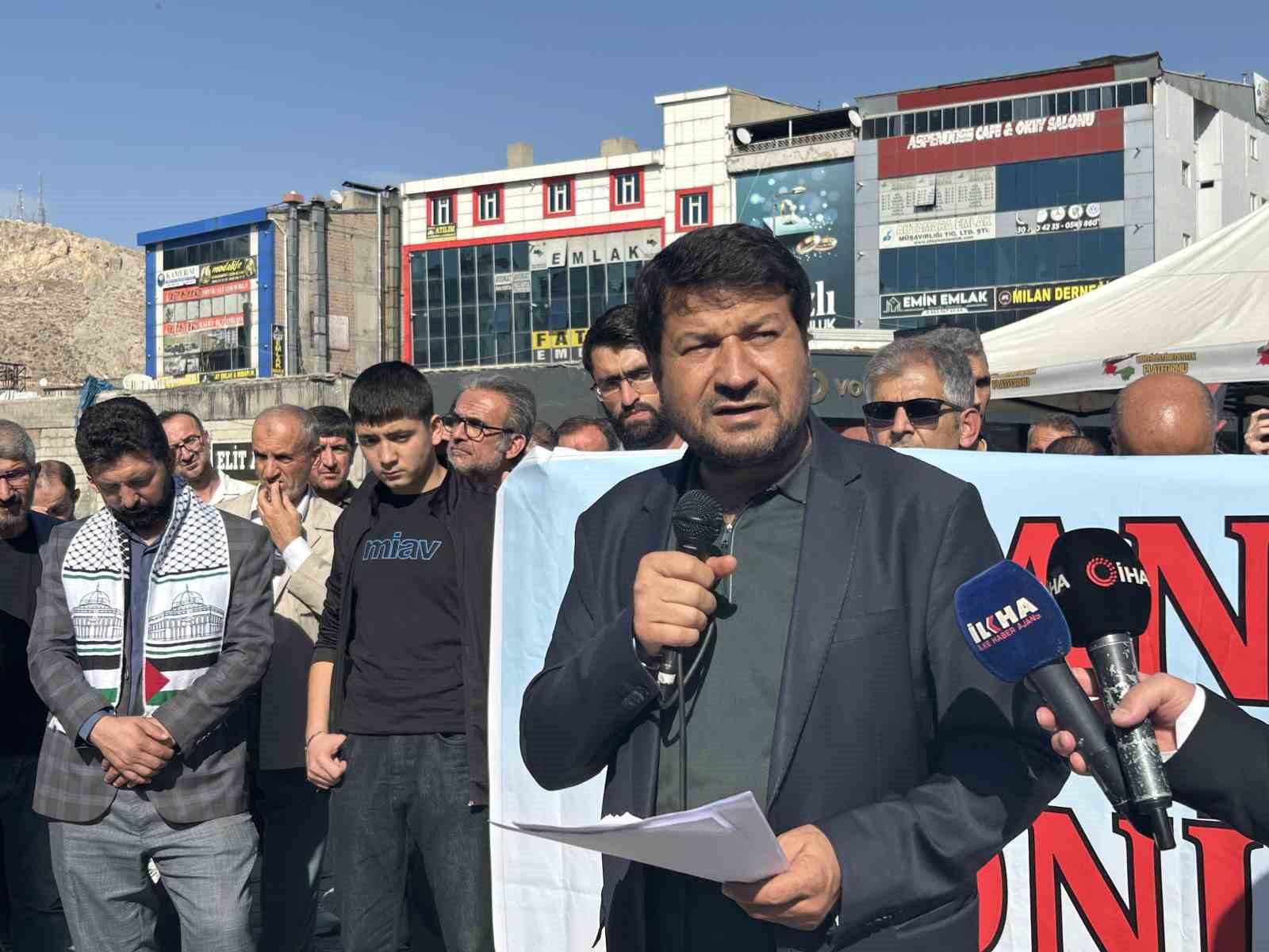 Van’da STK’lardan Küresel Sumud Filosu’na destek