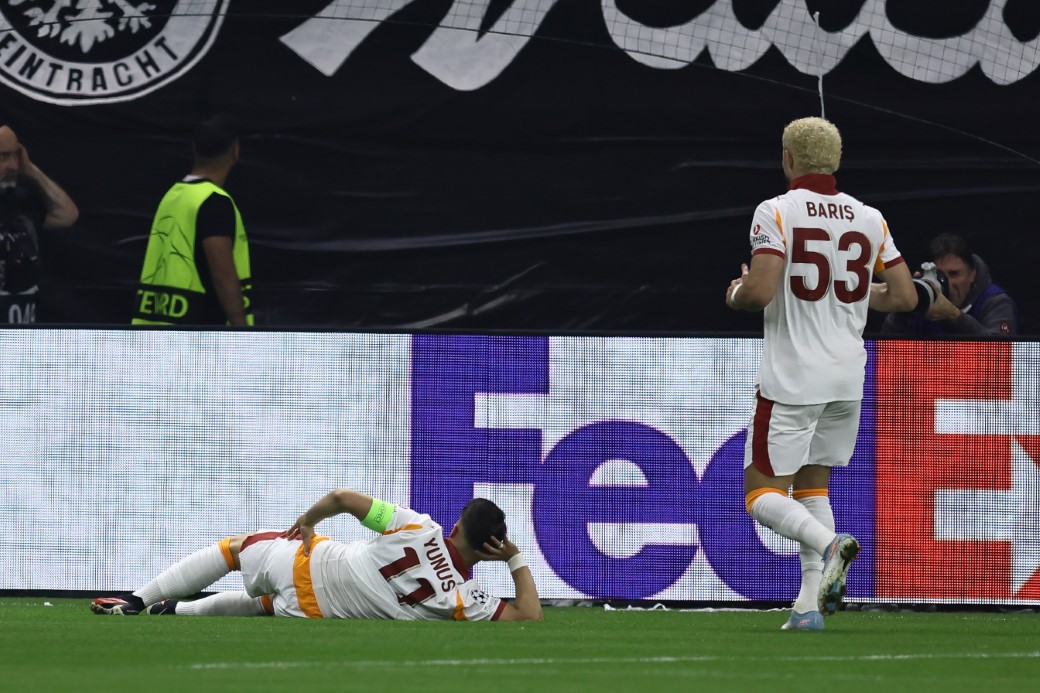 Galatasaray ağır yenilgiye uğradı