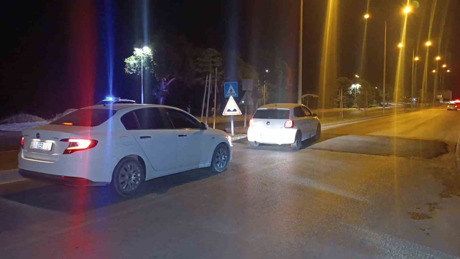 Boyasız kasisler gece karanlığında sürücülerin kabusu oldu