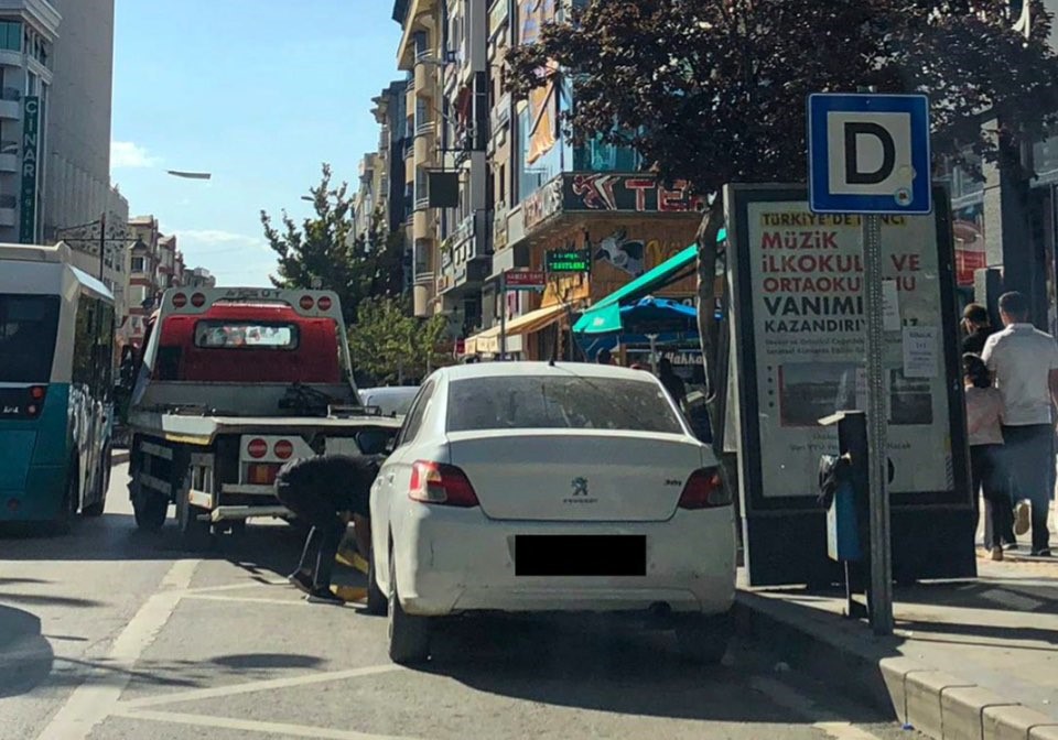 Van’da Yaya ve Engelli Hakkını İhlal Eden Araçlara Ceza!