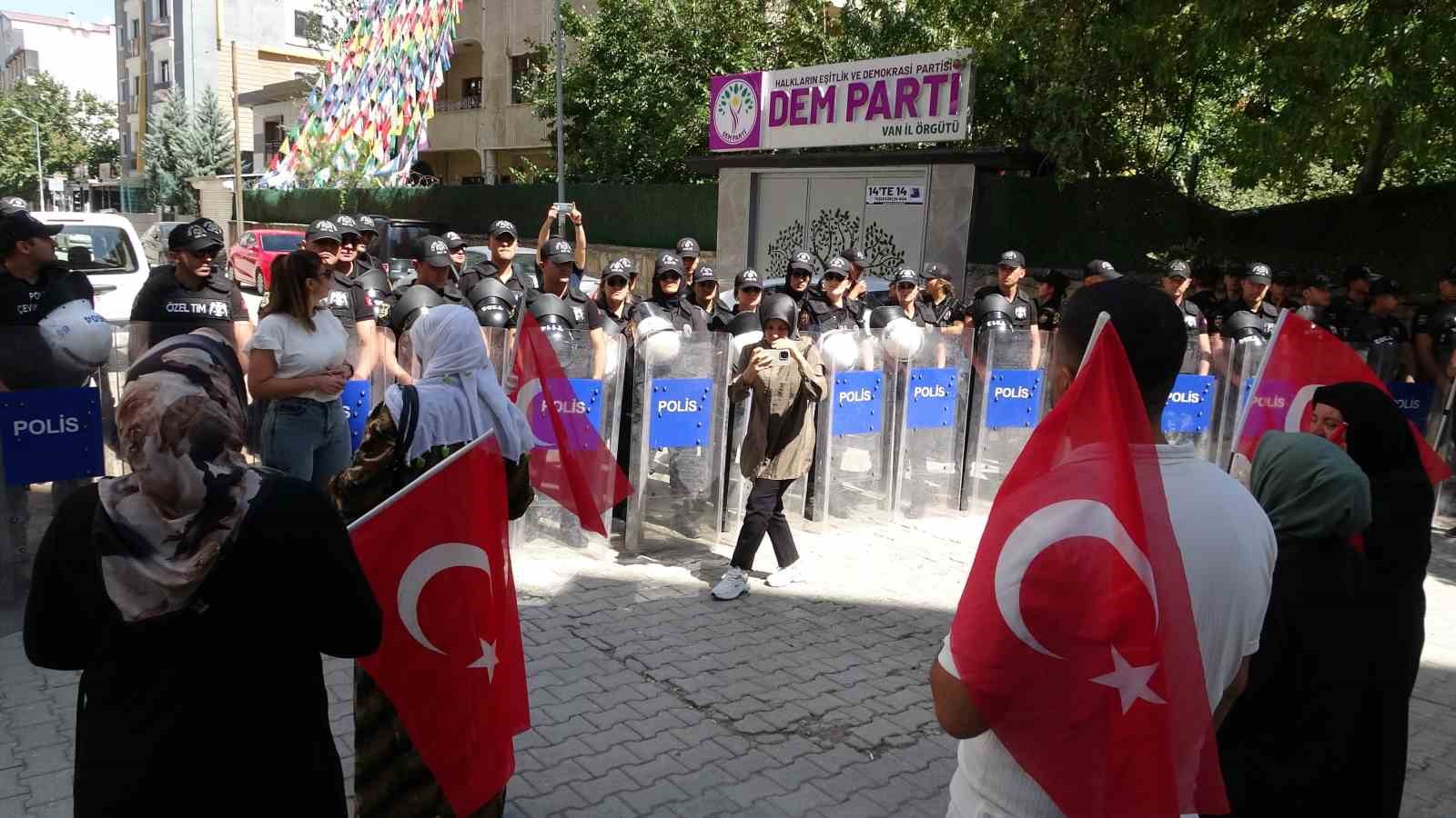 Vanlı anne: 