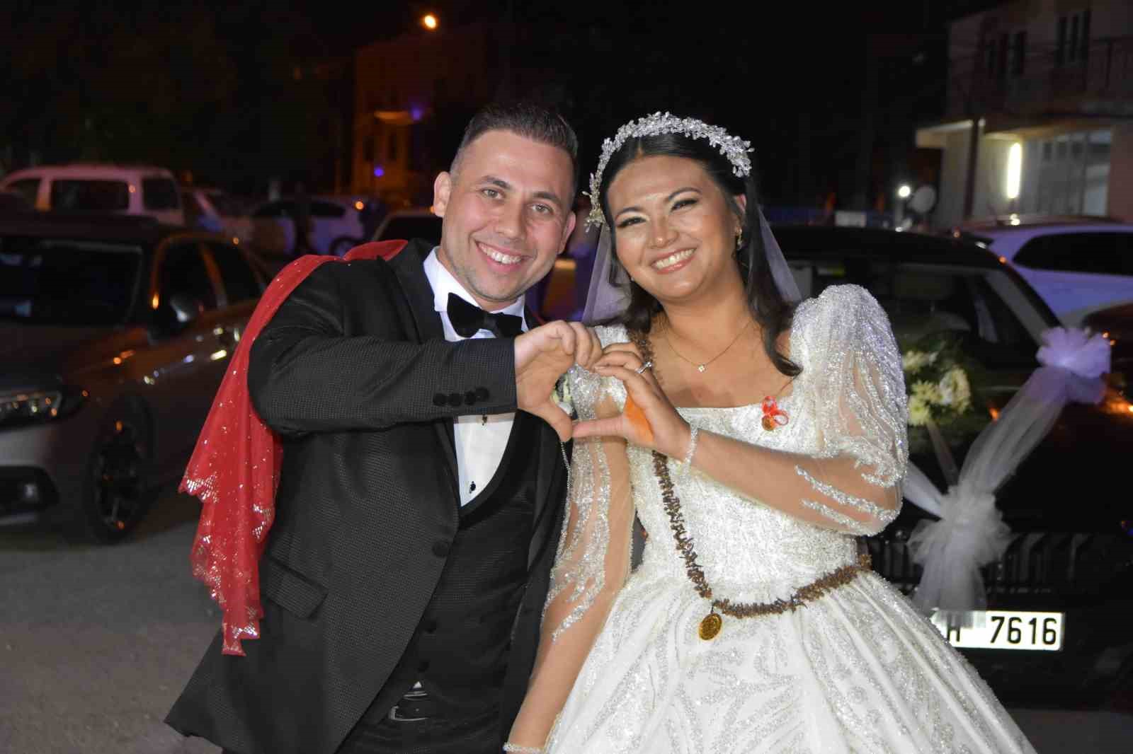 Denizli’ye gelin gelen Taylandlı Apinya müslüman oldu