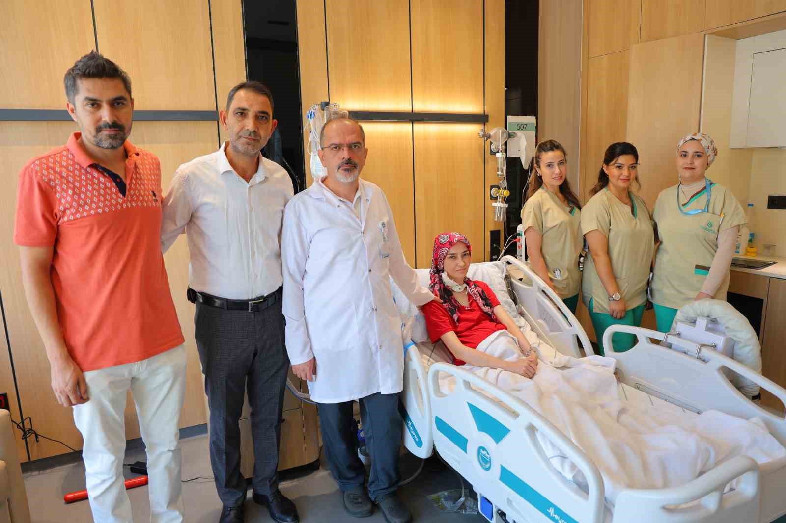 Dünyadaki 4 Vakadan Biri Olan Myastenia Gravis Hastası Türkiye’de Tedavi Edildi