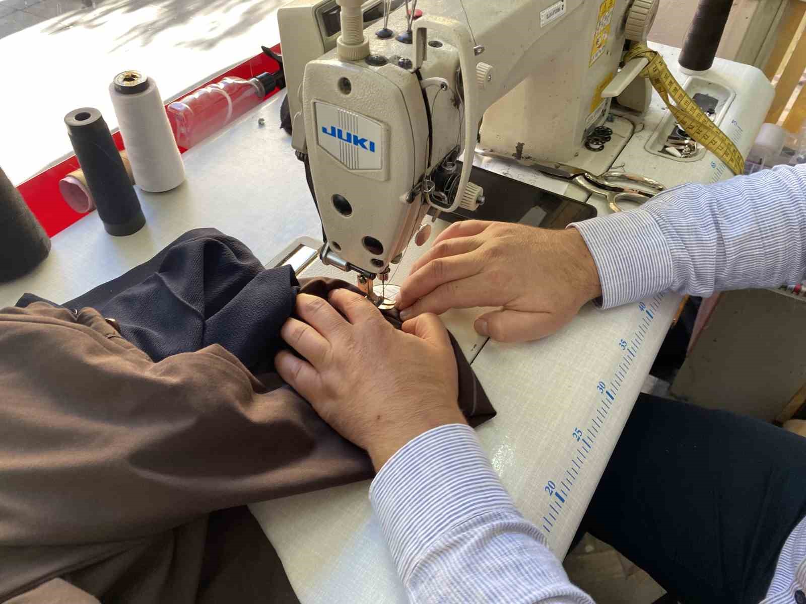 Tadilat talepleri sebebiyle terzi esnafının işi yoğunlaştı