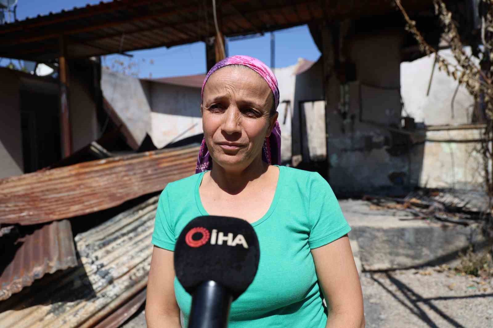 Yangında çocukları kurtardılar, 37 yıllık emek kül oldu
