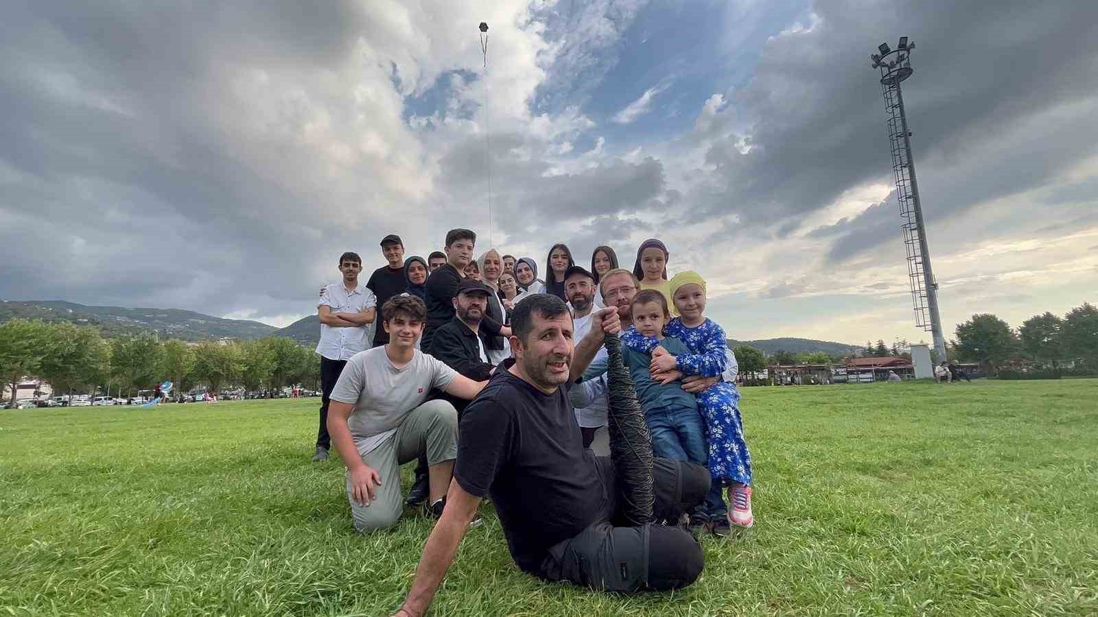 Filistin’in özgürlüğü için uçurtma havalandırdılar