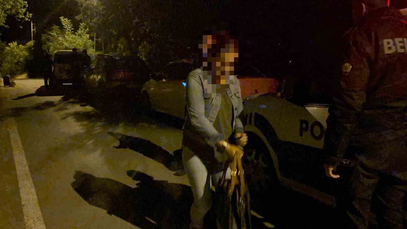 Kayseri’de Bağ Evinde Tartışma: Bir Kişi Bıçakla Yaralandı