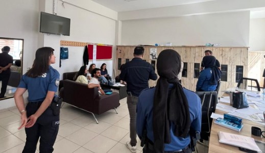 Gürpınar’da Kadına Yönelik Şiddetle Mücadele Çalışmaları Sürüyor