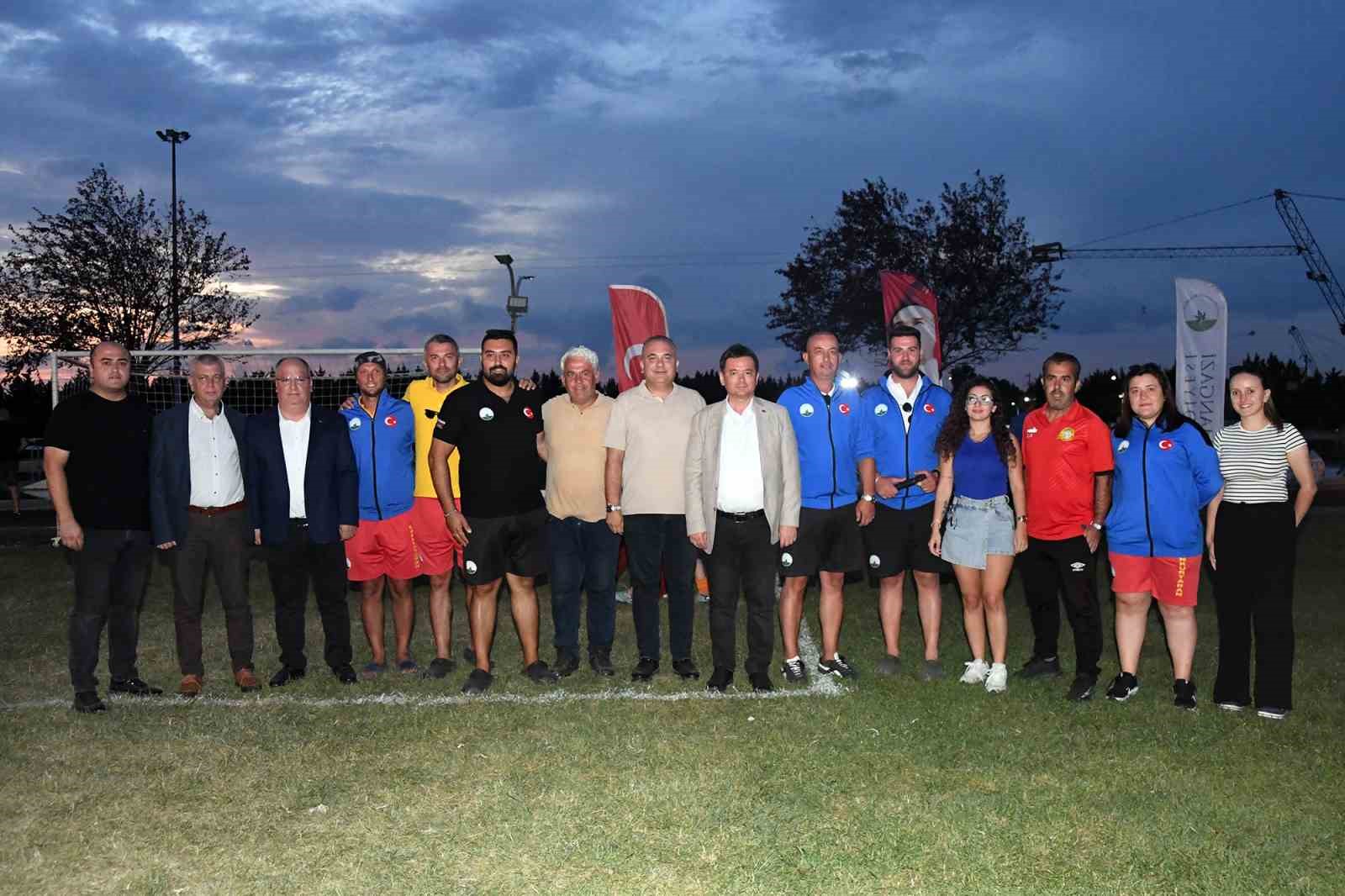 Minik yetenekler futbol şöleninde buluştu