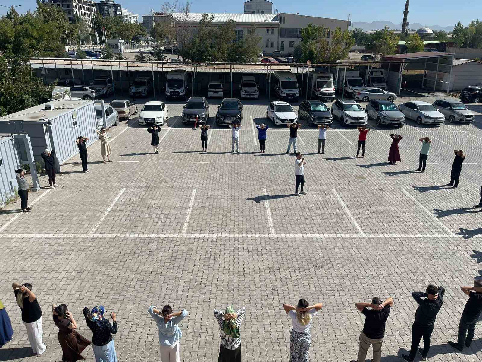 Van’da sağlık personeline egzersiz eğitimi