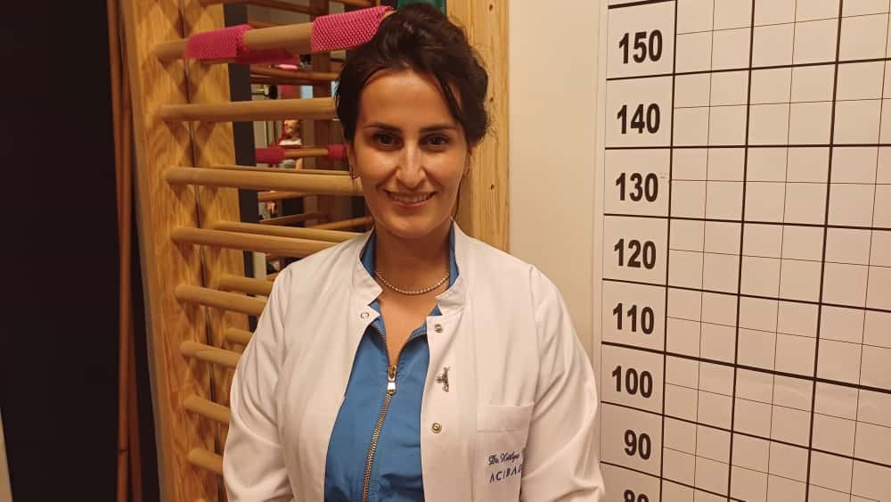 Skolyozda ameliyatsız yöntem: ‘Schroth tedavisi’