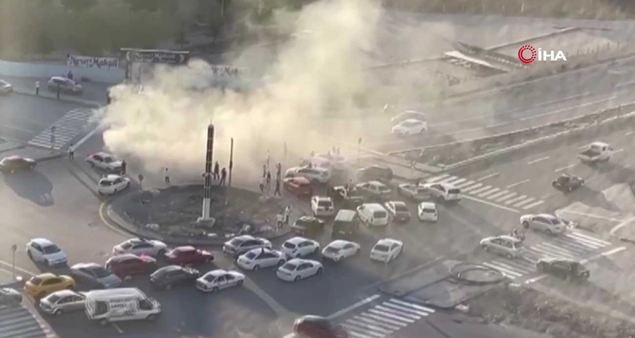 Trafiği kapatıp drift atan magandalar kamerada