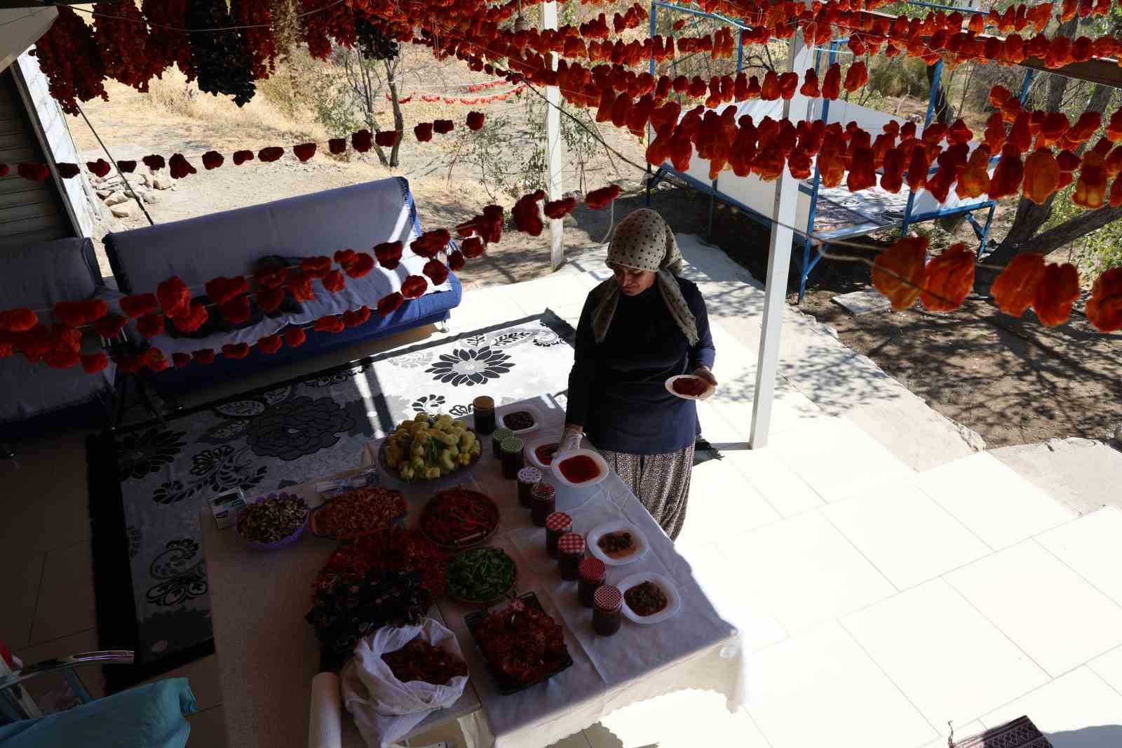 Tescilli Biberi Reçele Dönüştürdü