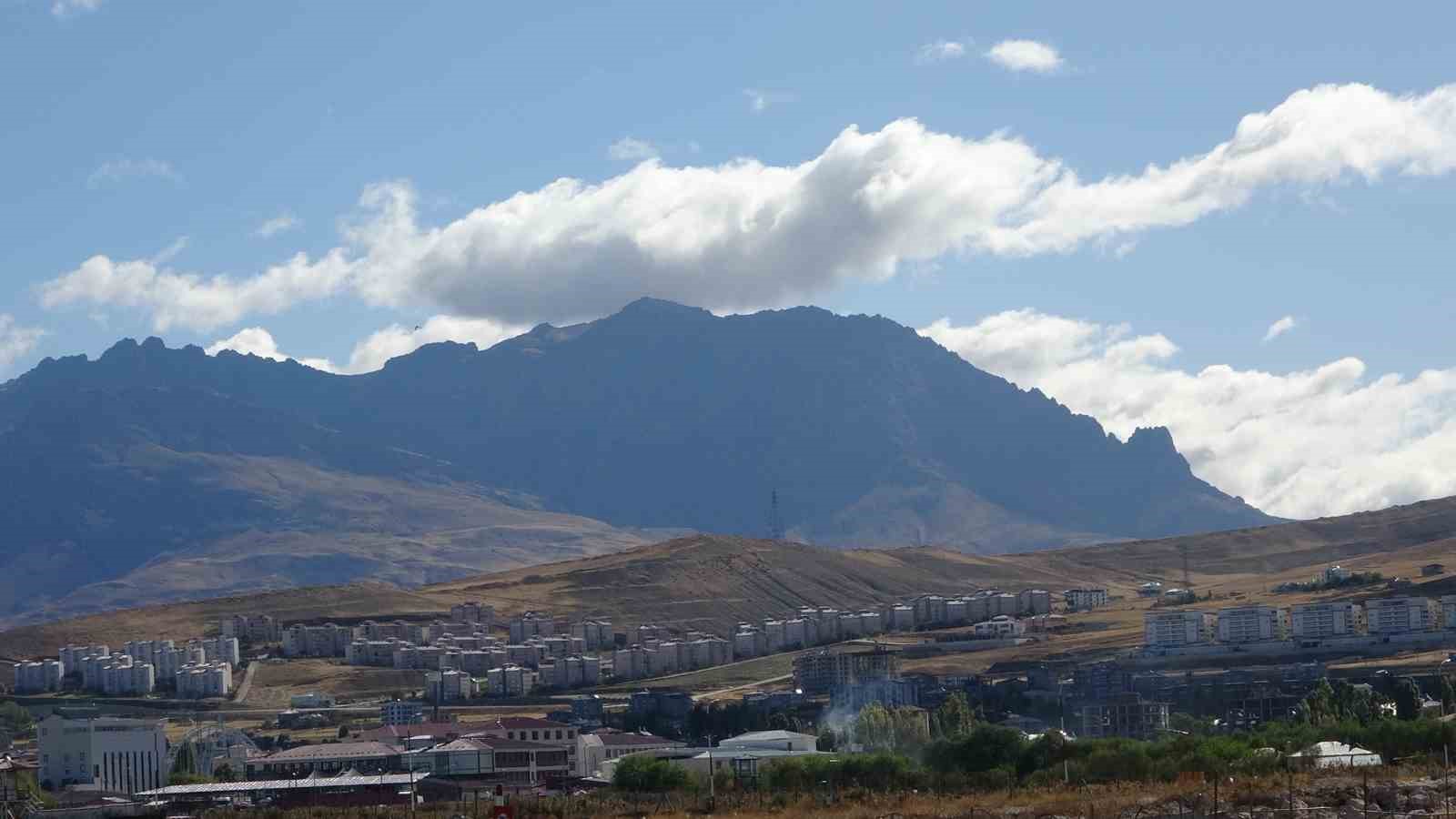Van’da bulutların görsel şöleni