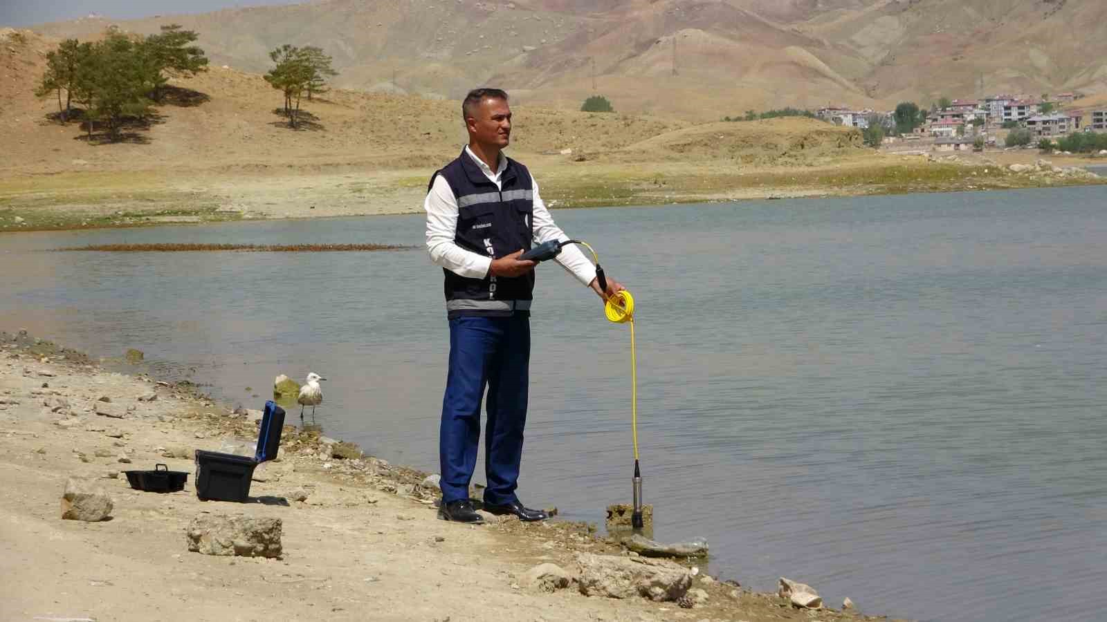 Van’da kuraklığın balıkçılığa etkisi araştırılıyor