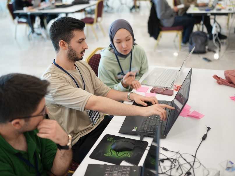 Gençlere ücretsiz yapay zeka eğitimi