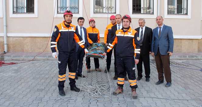 13 Ekim’de Van’ın tüm okullarında eş zamanlı afet tatbikatı yapılacak