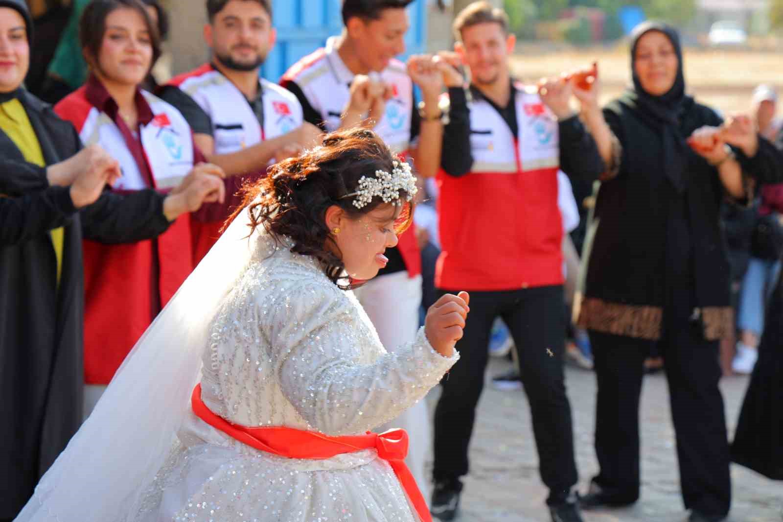 Down sendromlu Melek’in gelinlik hayali gerçek oldu