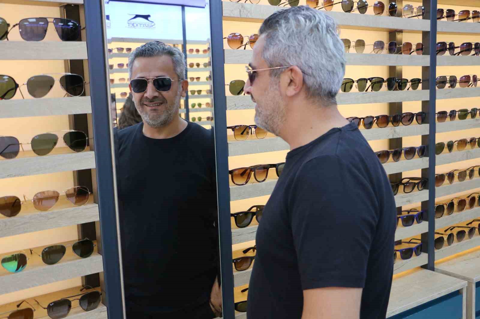 Gözlükçülerden sahte gözlük uyarısı