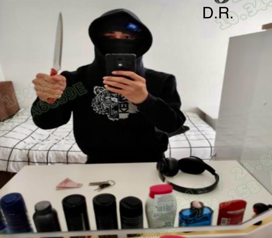 İstanbul’da DEAŞ adına sansasyonel eylem hazırlığındaki 2 çocuk yakalandı