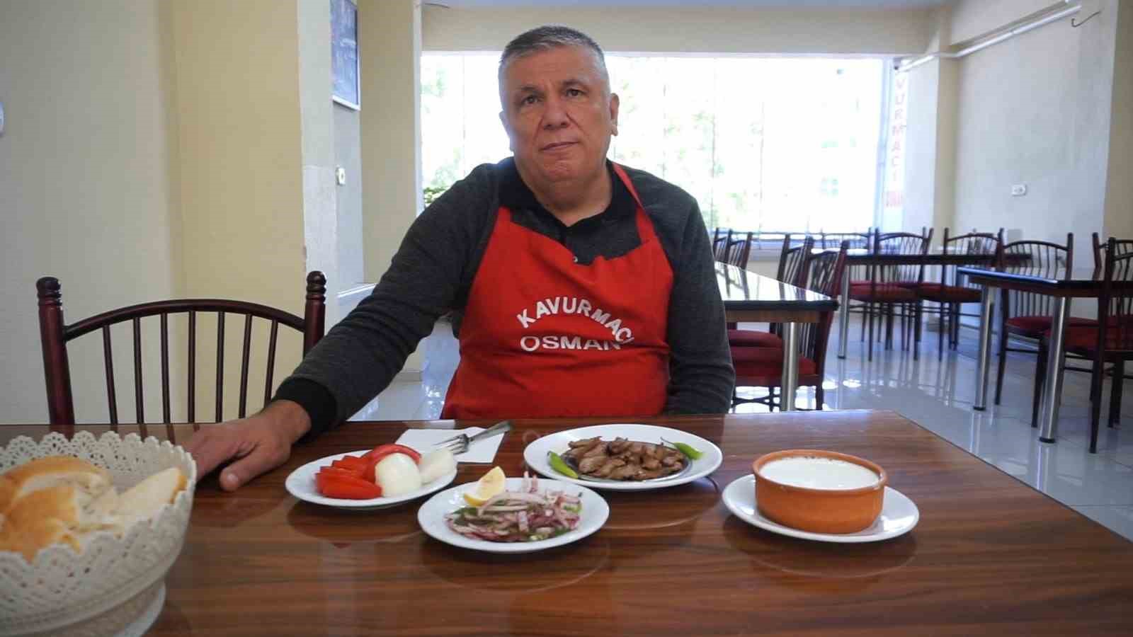 Coğrafi işaret tescilli Gölhisar kavurması 7 saniyede pişiyor, büyük ilgi görüyor