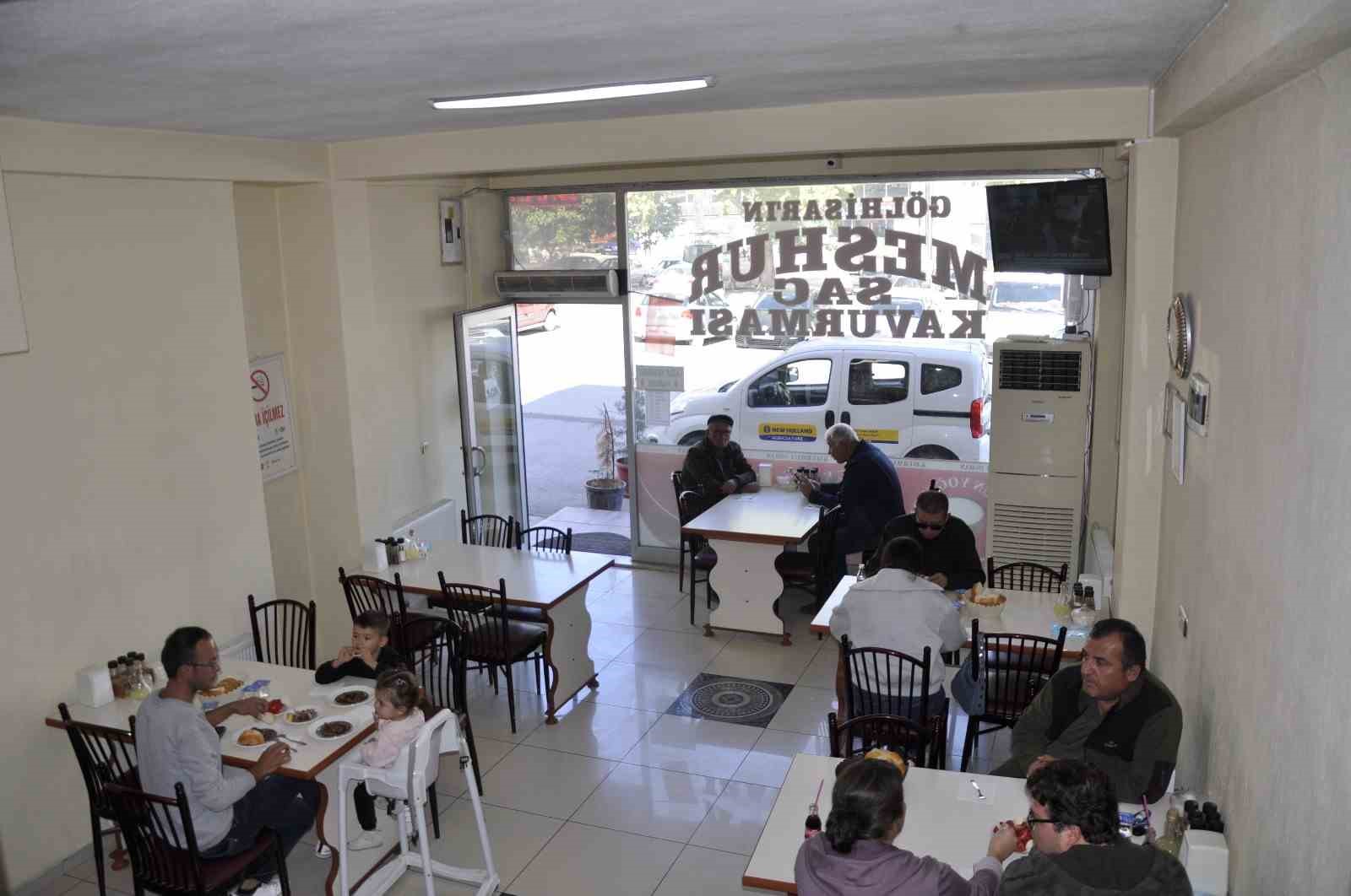 Coğrafi işaret tescilli Gölhisar kavurması 7 saniyede pişiyor, büyük ilgi görüyor