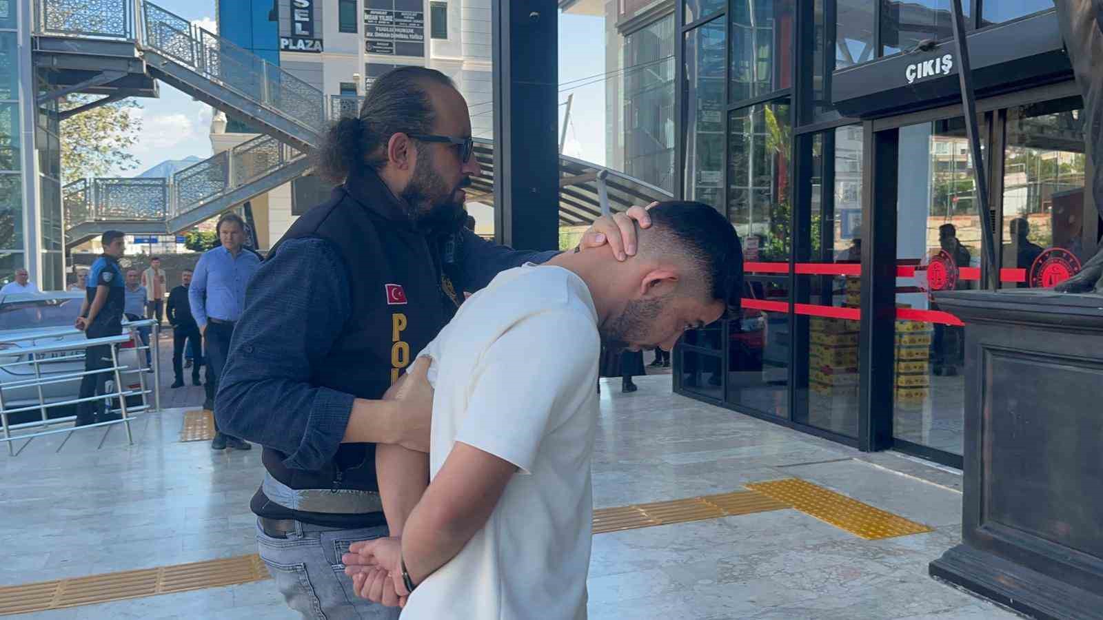 Cesedi sarp kayalıklarda bulunmuştu: Olayla ilgili 2 kişi tutuklandı