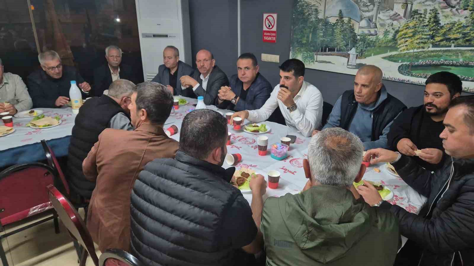 Türkiye gol yağdırdı, galibiyeti acıyla kutladılar