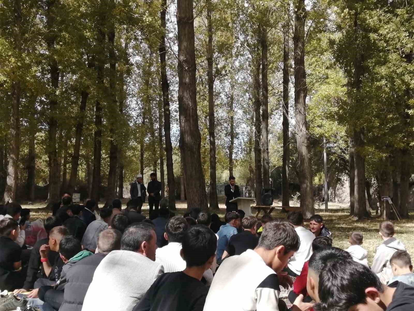 Van’da ‘‘Öğrenci Cami Buluşması’’ devam ediyor