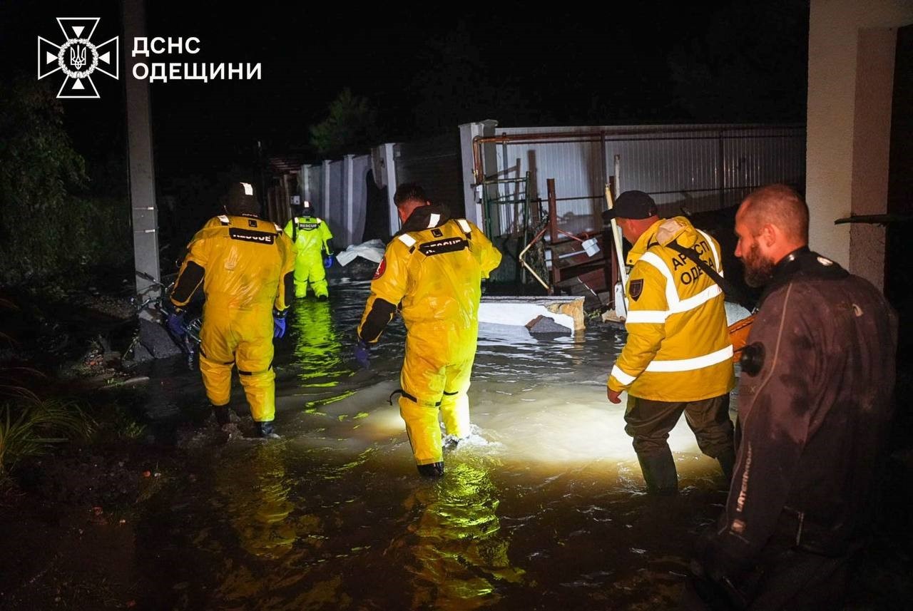 Ukrayna’da sel: 9 ölü