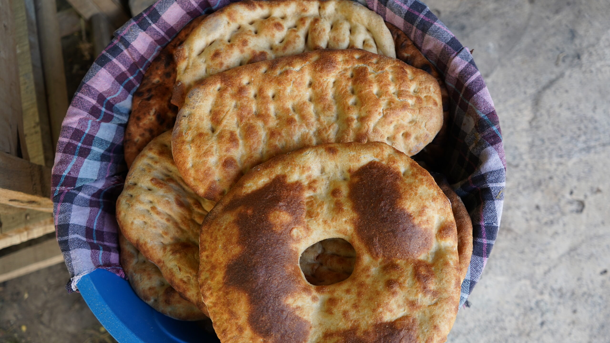 Huzuru Ekmek Pişirmekte Buluyor