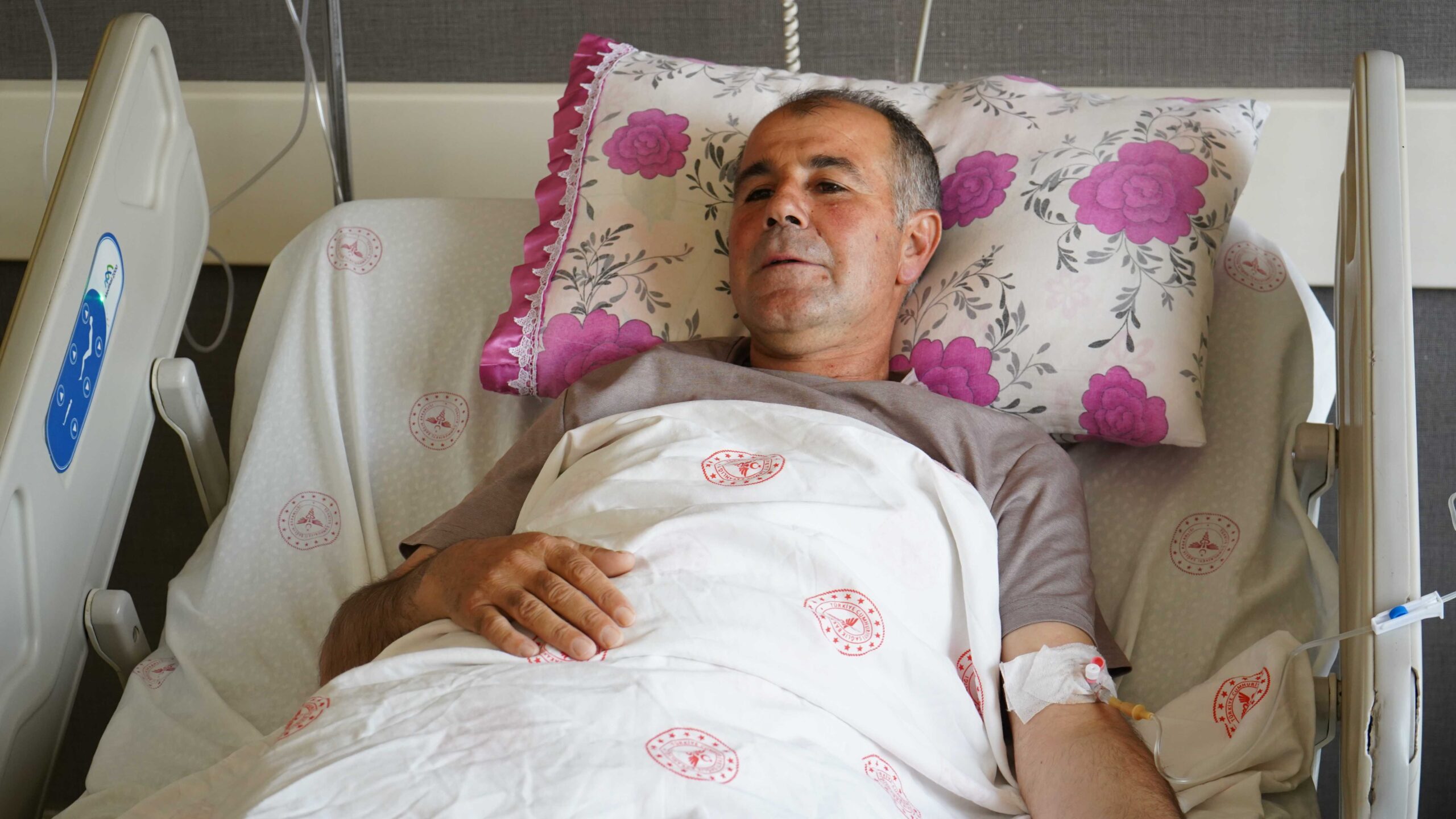 Van’da hastanın karnından 4 kiloluk dev tümör başarıyla çıkarıldı