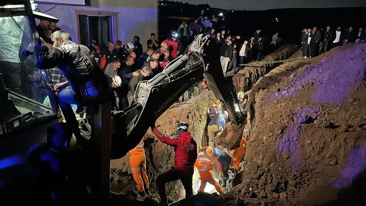 Bursa’da göçük meydana geldi: 2 ölü