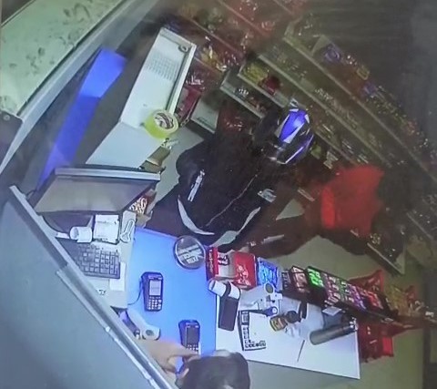 Adana’da petrol istasyonunda silahlı soygun