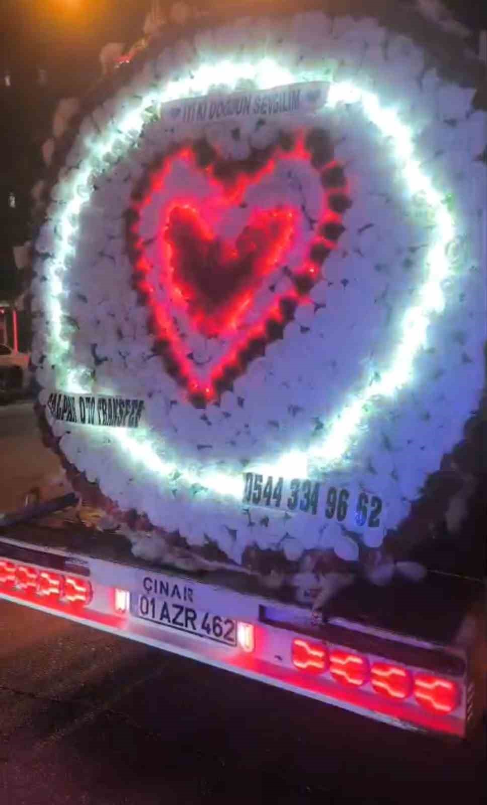 Çekiciyle trafikte yaptığı sürpriz pahalıya patladı