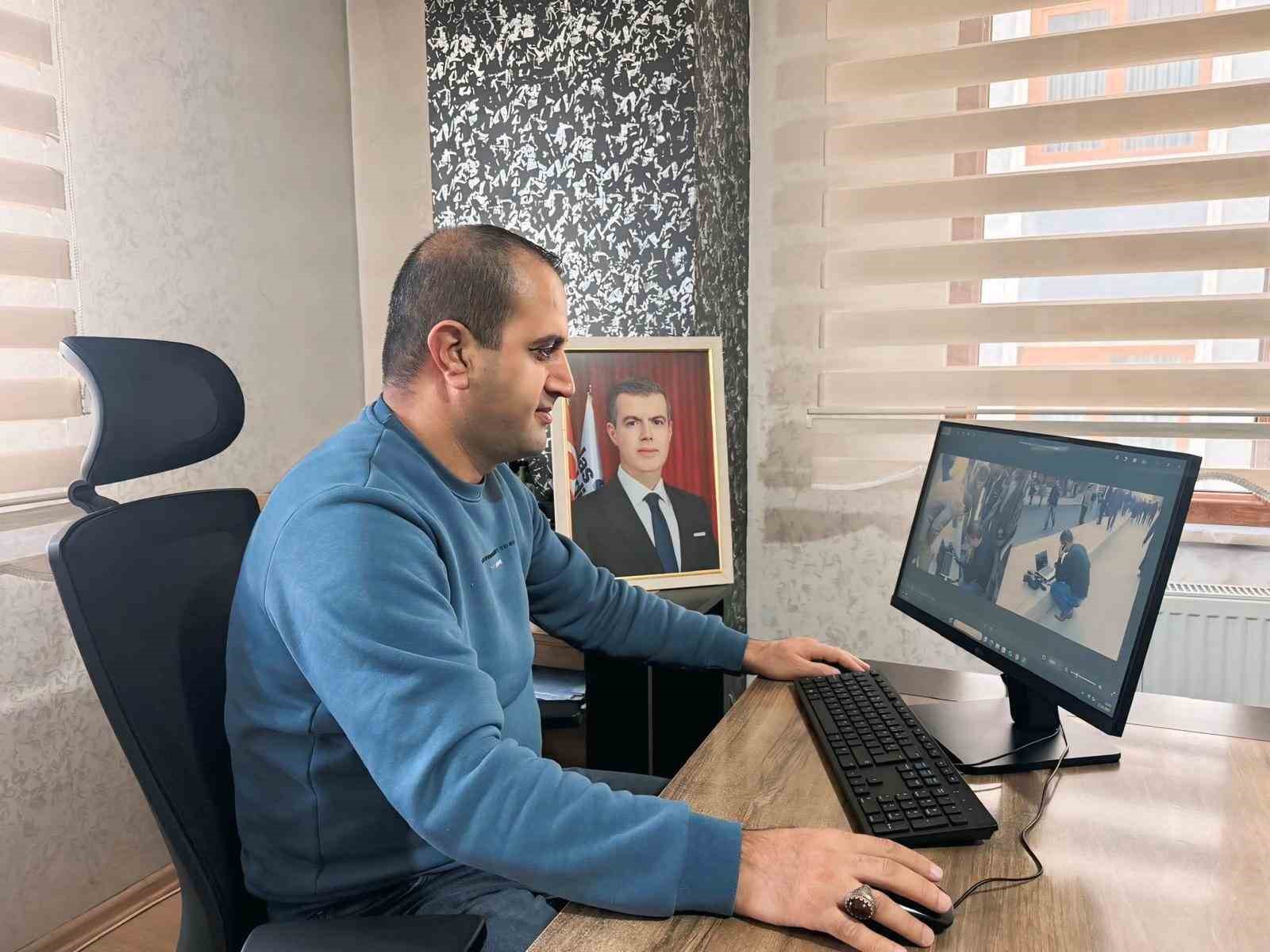 Van depremini dünyaya duyuran gazeteci