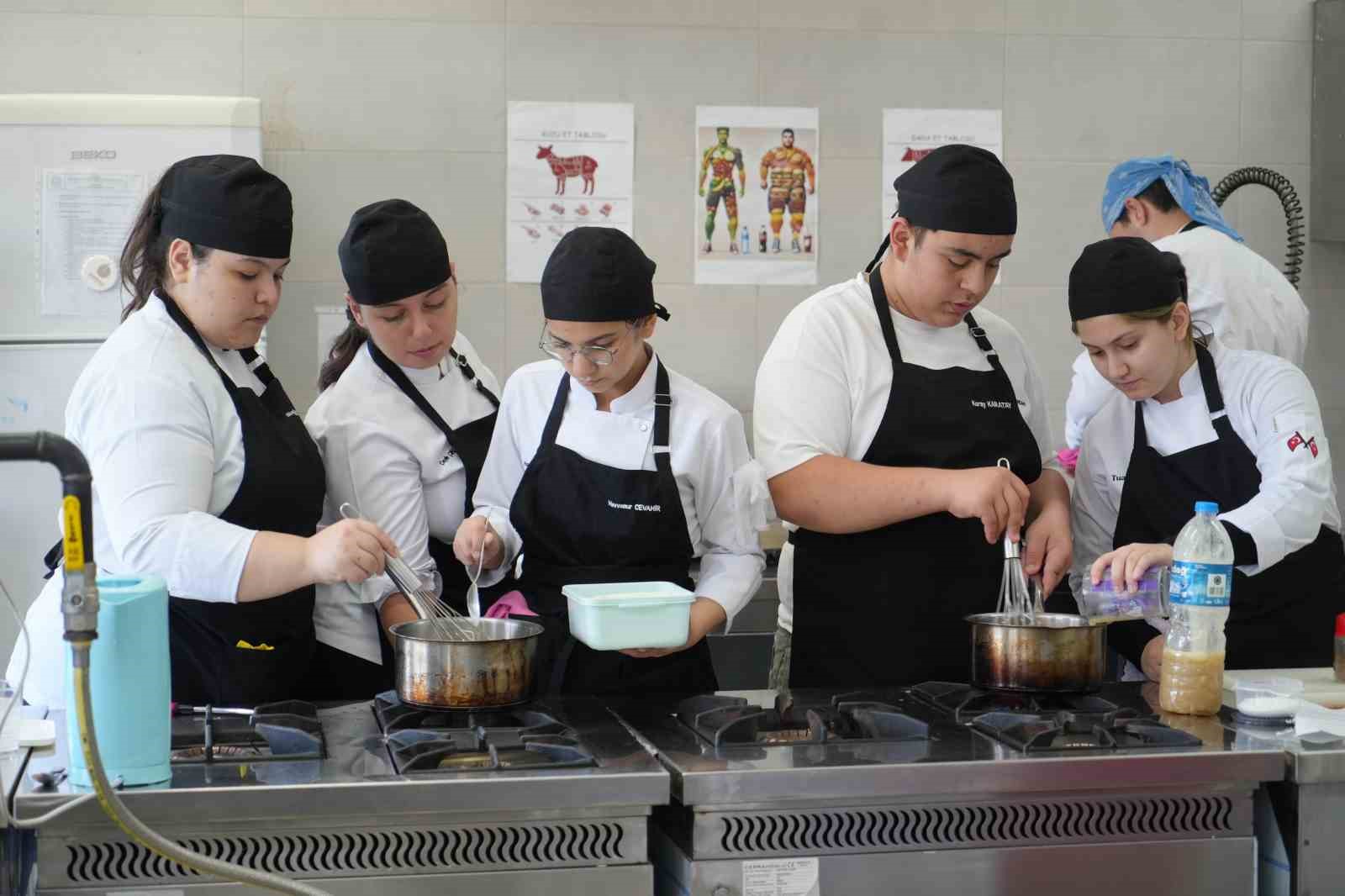 Geleceğin şefleri bu lisede yetişiyor