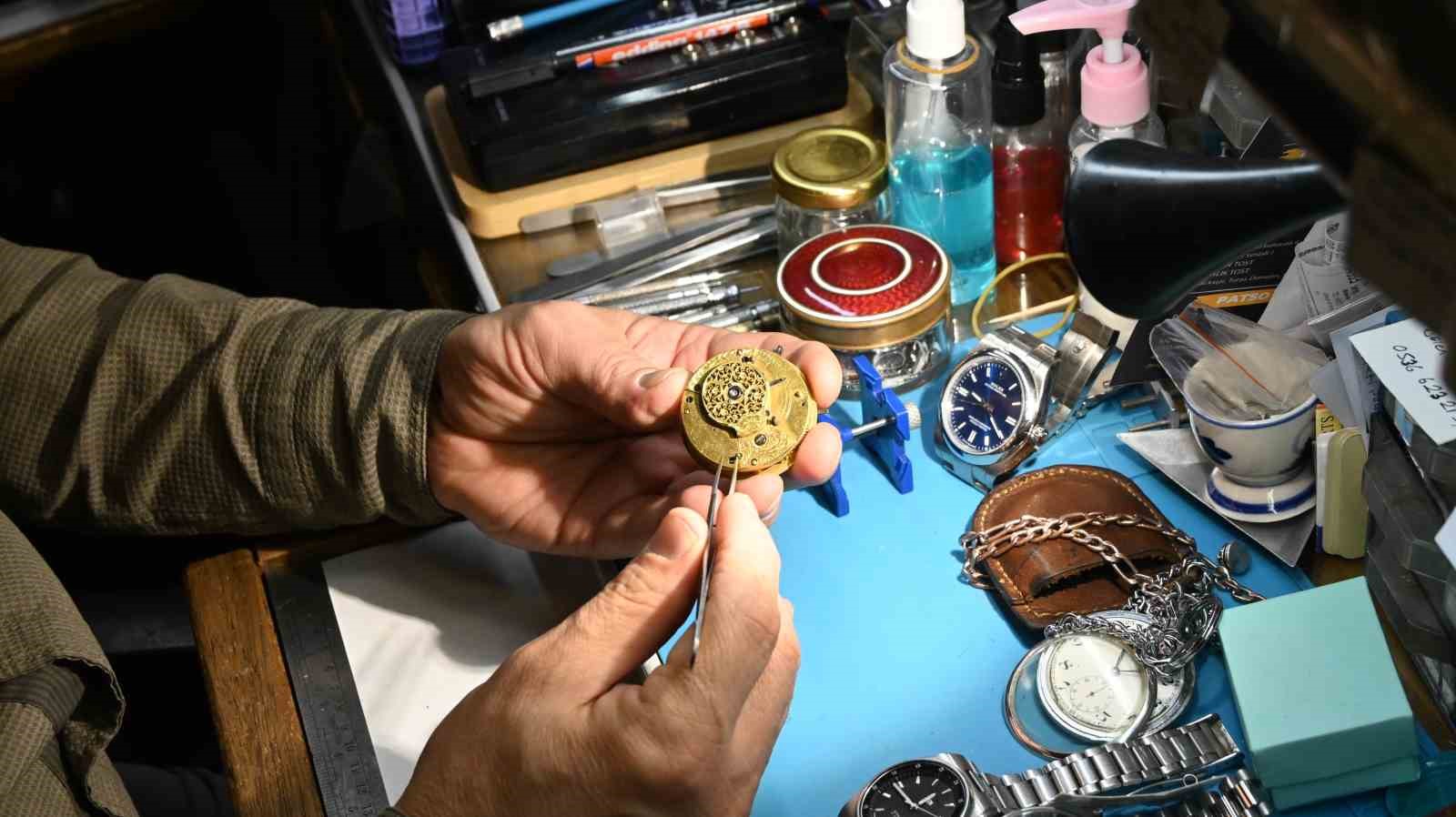 Geleneksel saatçilik azalıyor