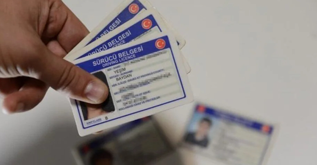 Ehliyetini Yenilemeyen Dikkat! Cuma Gününden Sonra 7 Bin 438 TL Ödeyeceksiniz