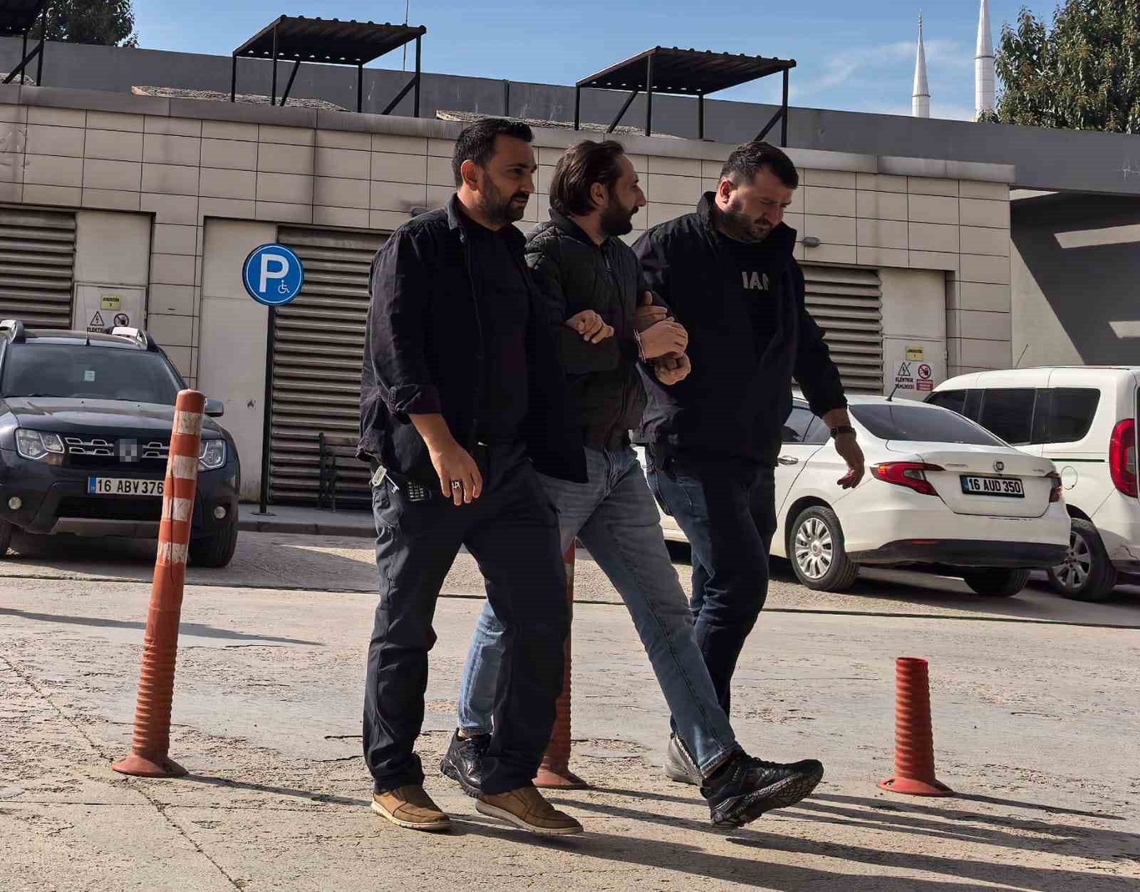 Firari şüpheli saklandığı barakada yakalandı