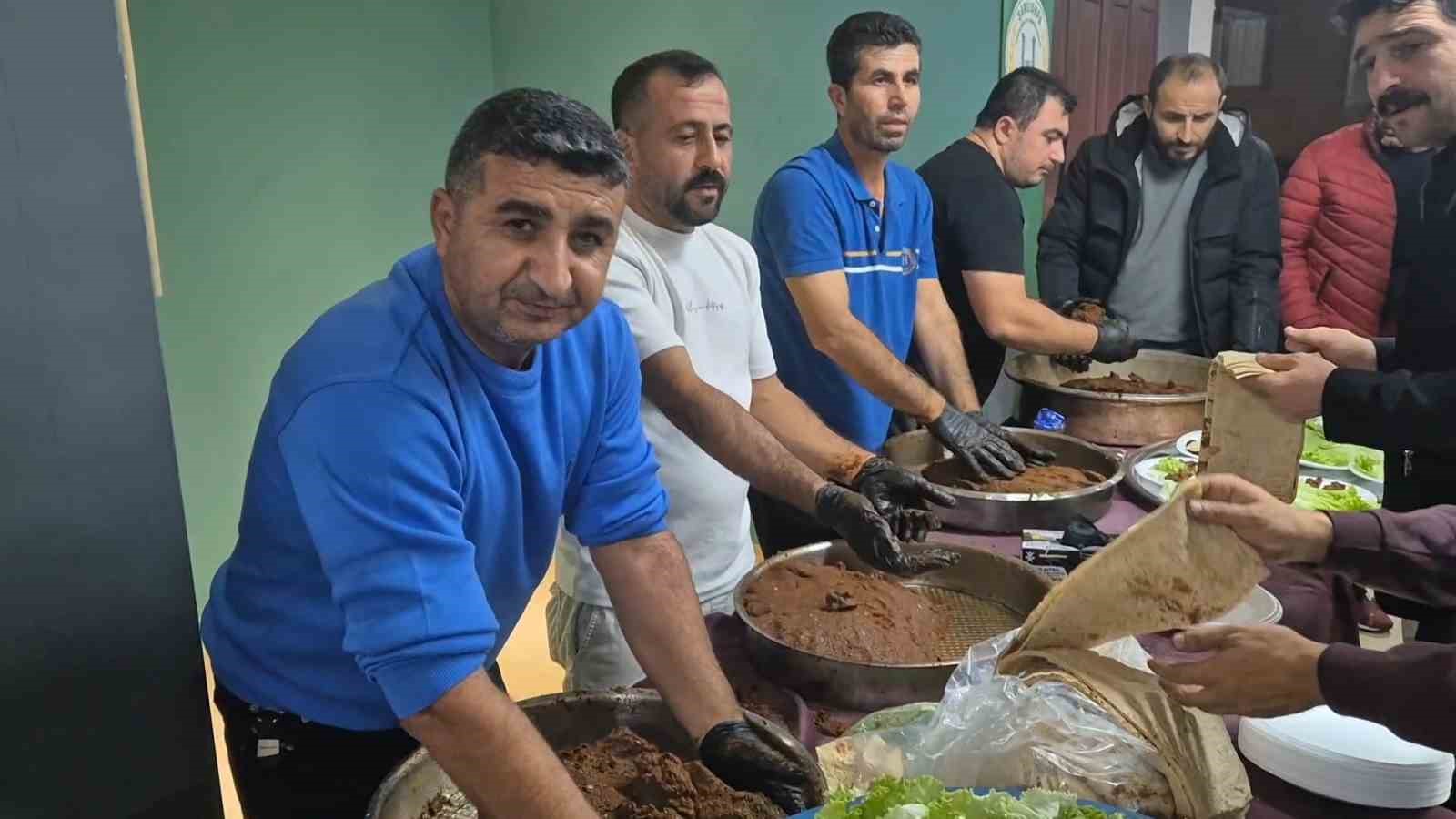 Galibiyeti acıyla kutladılar